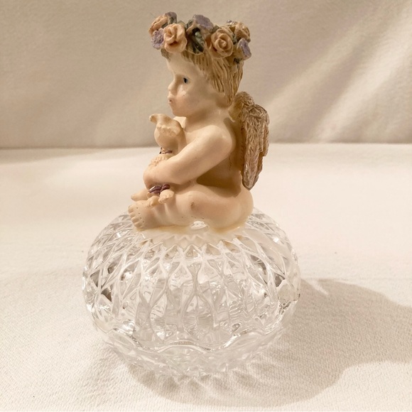 Cherub on Crystal Trinket Jewelry Bowl - Picture 2 of 6
